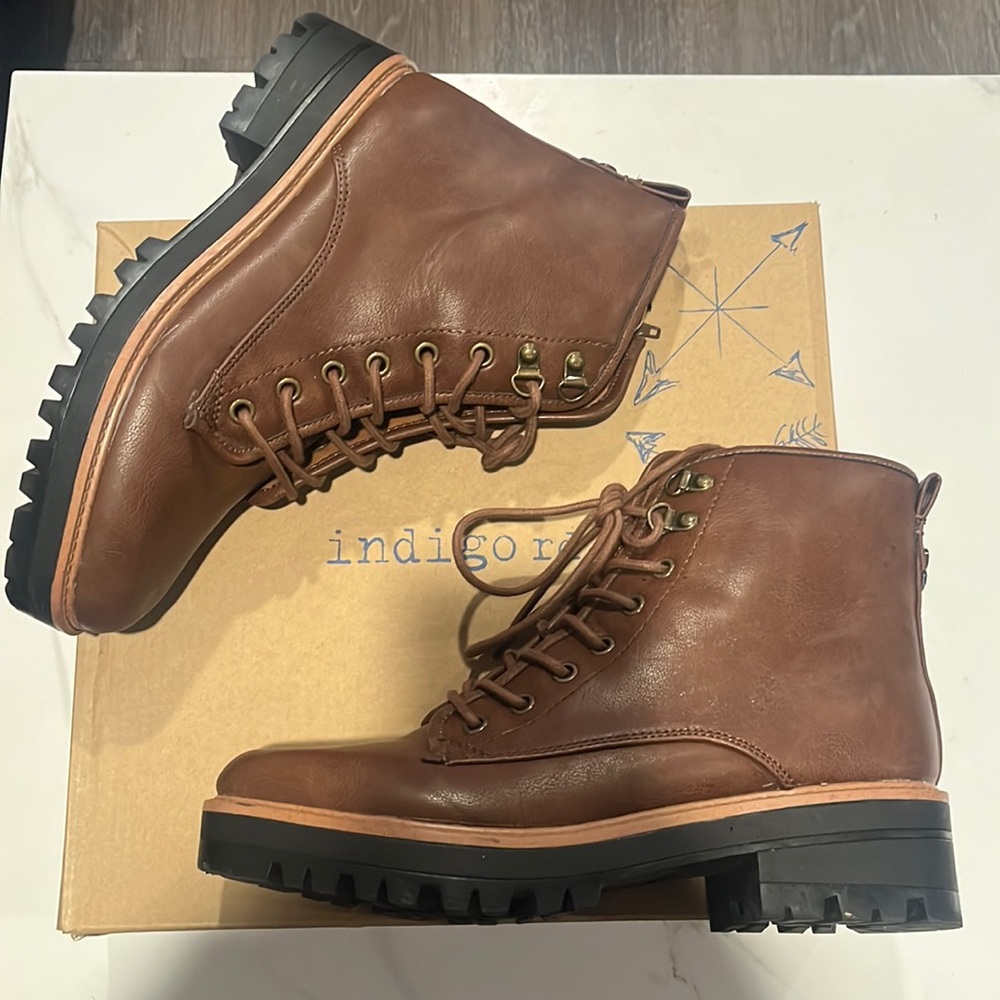 Practically brand new boots; perfect this upcoming fall season